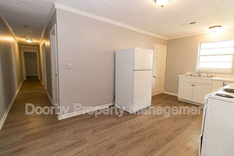 Building Photo - 1740 Ocoee St