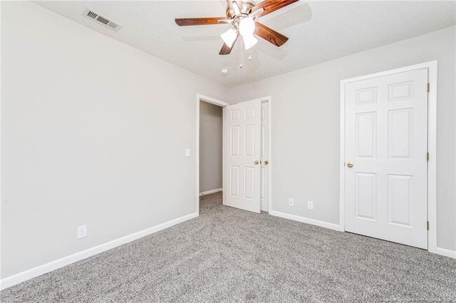 Building Photo - 6760 Willowbrook Dr