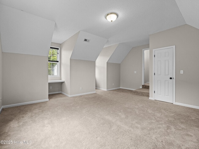 Building Photo - 106 Little Current Ln