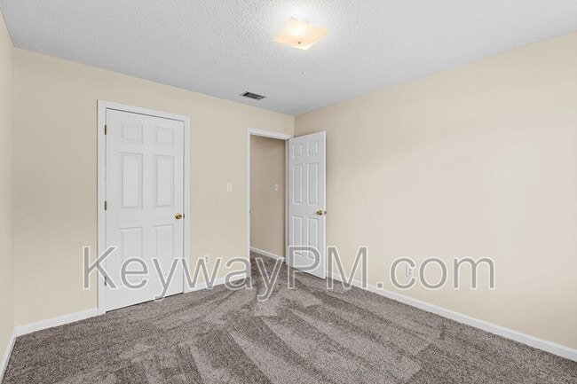 Building Photo - 3310 Wombles Ct