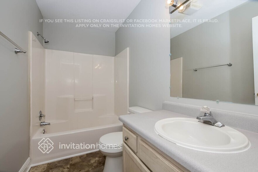 Building Photo - 5217 Milhaven Ln