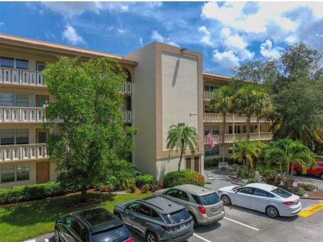 Building Photo - 2402 Antigua Cir