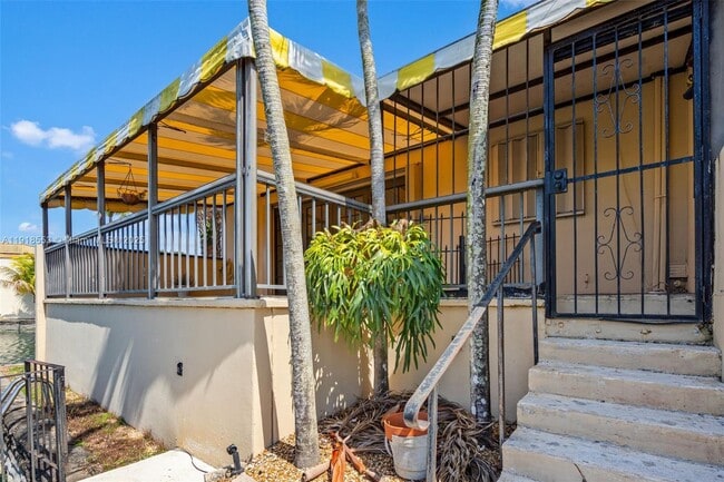 Building Photo - 7003 Crown Gate Ct