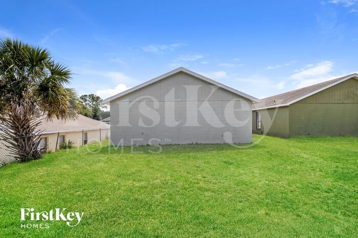 Building Photo - 7540 Groveoak Dr
