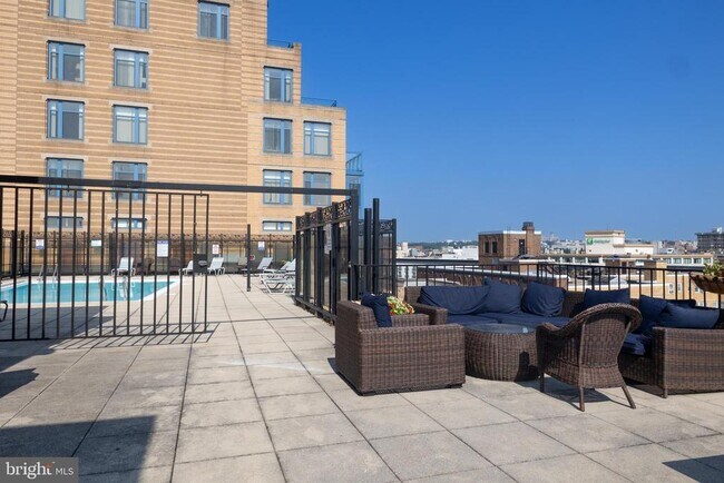 Building Photo - 1440 N St NW
