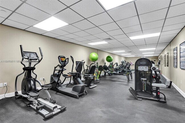 Building Photo - 1201 S Ocean Dr