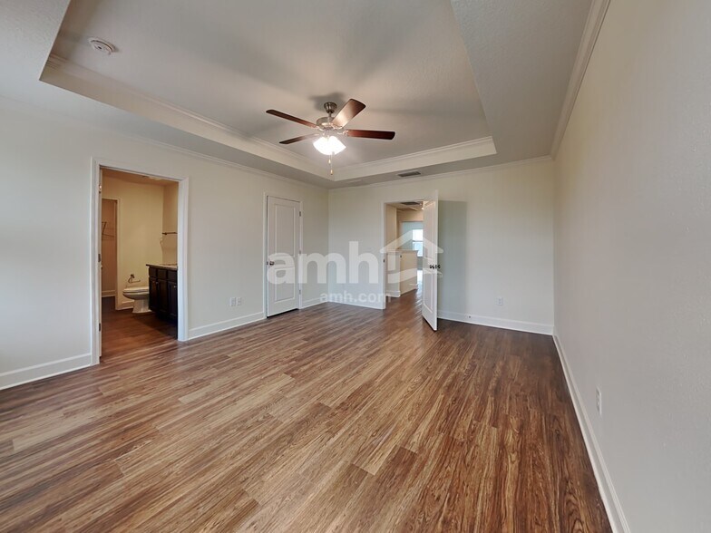 Building Photo - 1191 Tan Tara Trail