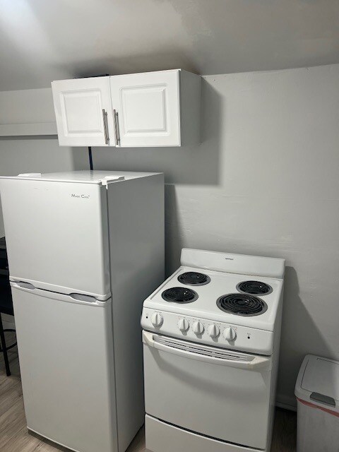 Building Photo - 168 Unit 1-A