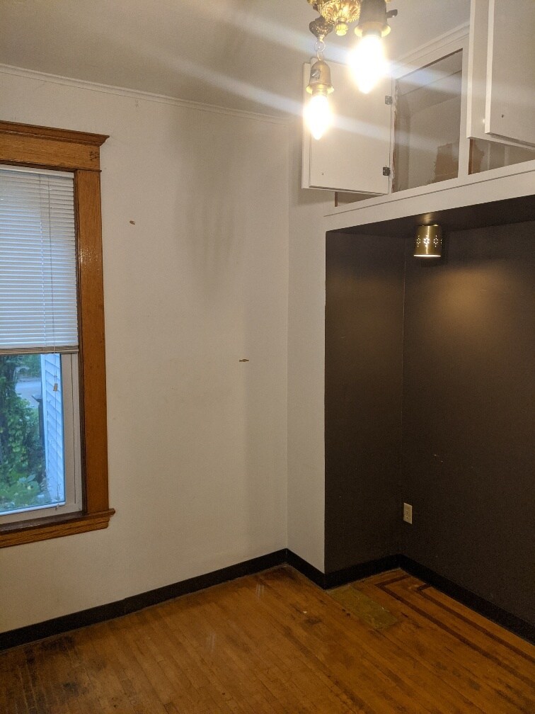 Building Photo - 2255 Pierce St NE