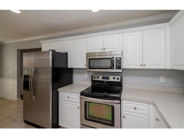Building Photo - 7641 Pleasantville Way