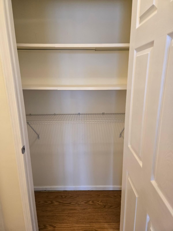 Building Photo - 27 Scioto Dr