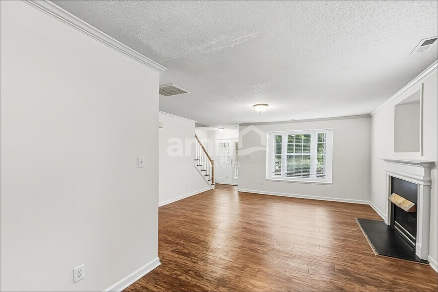 Building Photo - 3012 Wyntree Ct