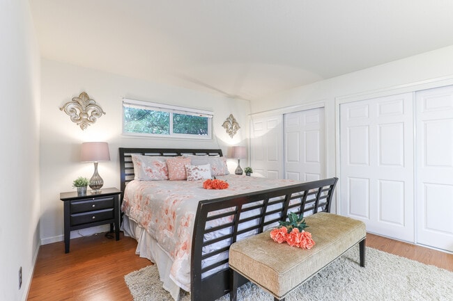 Building Photo - 2101 Rock St