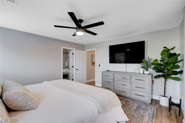 Building Photo - 10400 Raining Sky St