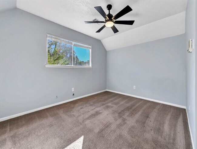 Building Photo - 3807 Winter Haven Dr