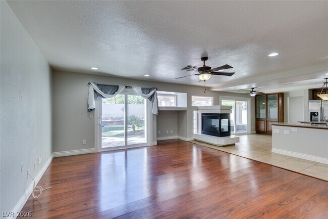 Building Photo - 1683 Tassel Fern Ave