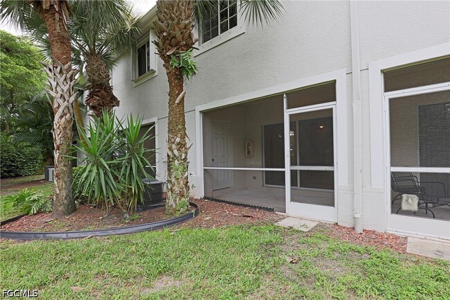 Building Photo - 8205 Pacific Beach Dr