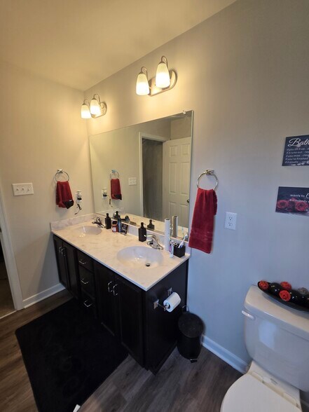 Building Photo - 8483 Scouts Rd