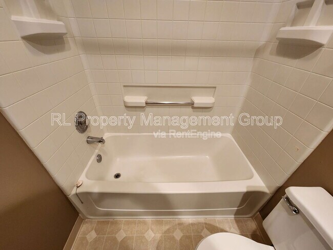 Building Photo - 3437 Fishinger Mill Dr