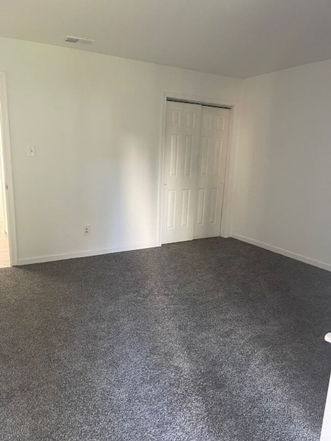 Building Photo - FOR RENT VIRGINIA BEACH