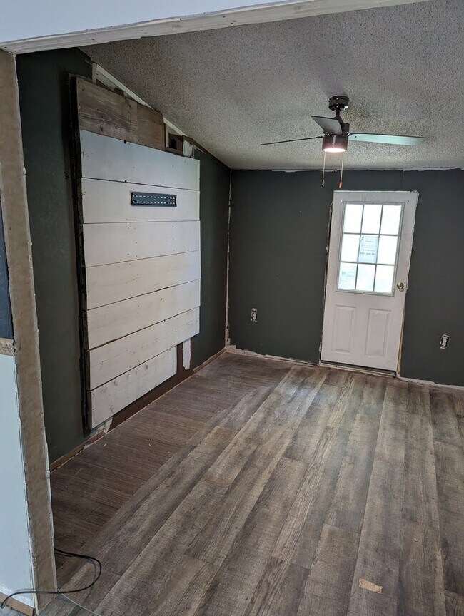 Building Photo - 163 Damascus Rd