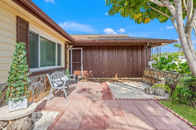 Building Photo - 7021 Sonata Dr