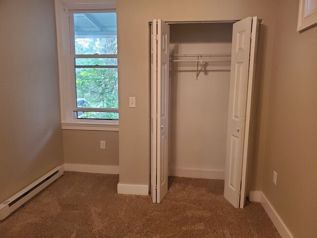 Building Photo - 632-634 Second St.