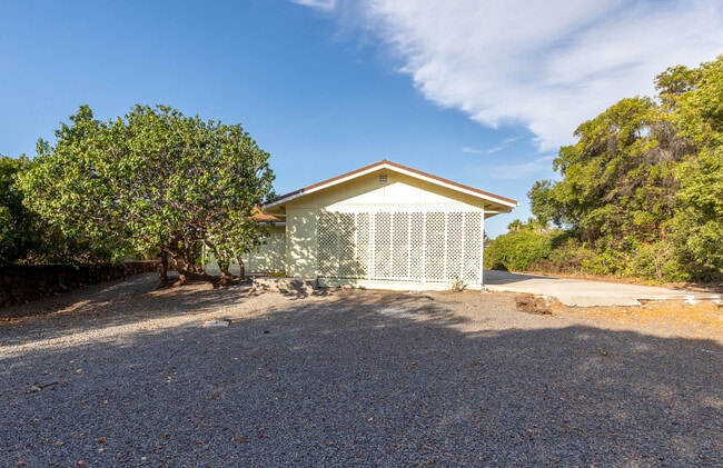 Building Photo - 68-1878-1878 Pau Nani St