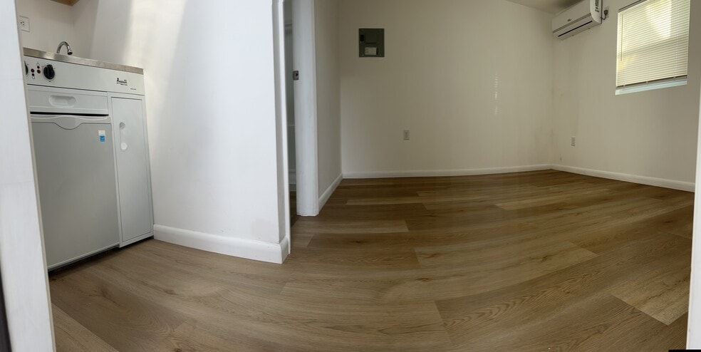 Building Photo - 12581 SW 7th St