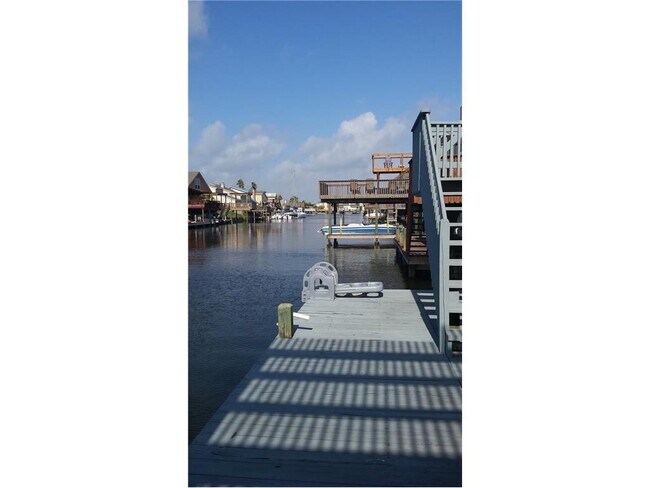 Building Photo - 13977 Blackbeard Dr