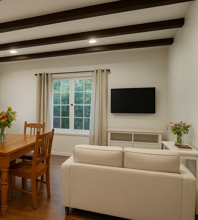 Building Photo - 533 N Mission Dr