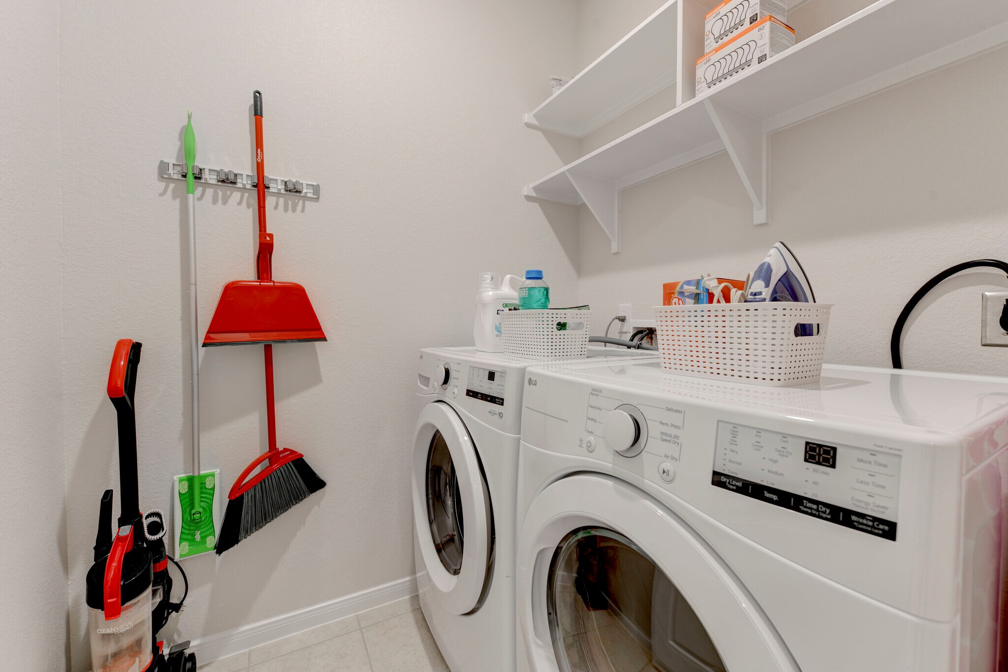 Building Photo - 3703 McCleland Crk Trl