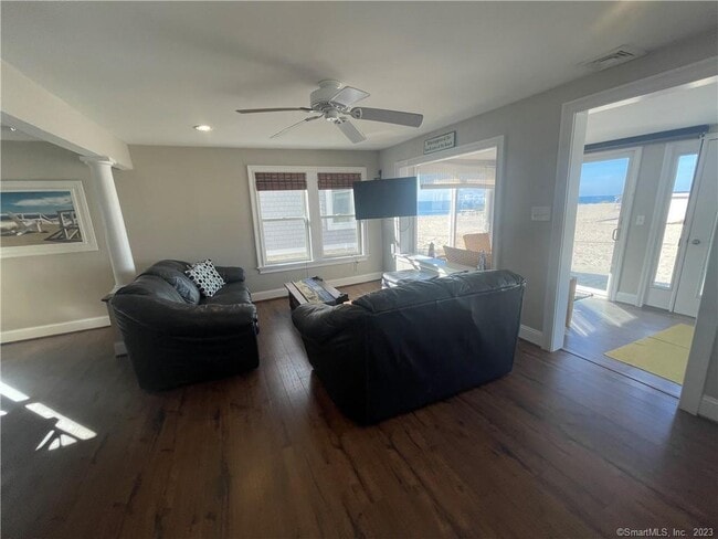 Building Photo - 21 Seaside Ln