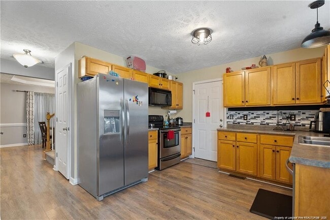 Building Photo - 717 Lenoir Dr