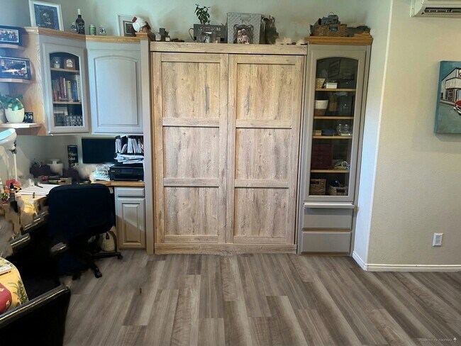 Double Murphy Bed - 28269 Infinity Cir