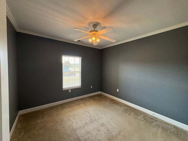 Building Photo - 1 bed, 1 bath for rent!