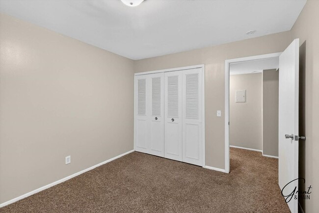 Building Photo - 1 bedroom $1095