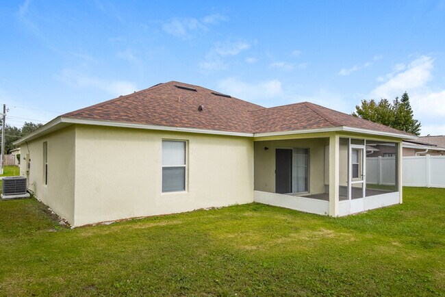 Building Photo - 669 Madrid Dr