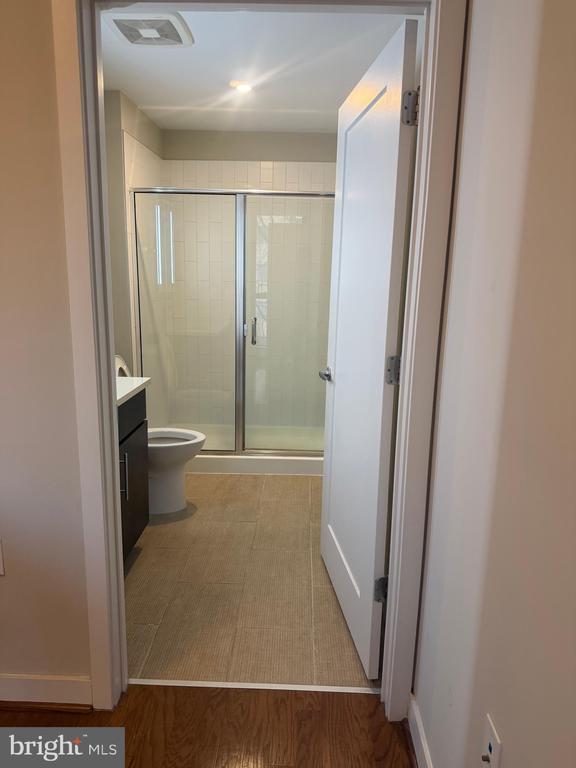 Building Photo - 1320 Fenwick Ln