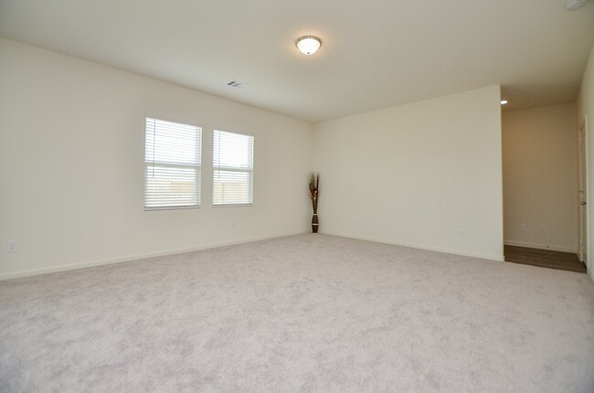 Building Photo - 1025 Long Bay Ct