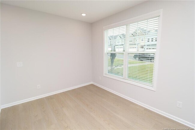 Building Photo - 3131 Cathedral Comb Dr