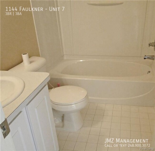 Building Photo - 1144 Faulkner-Unit 7