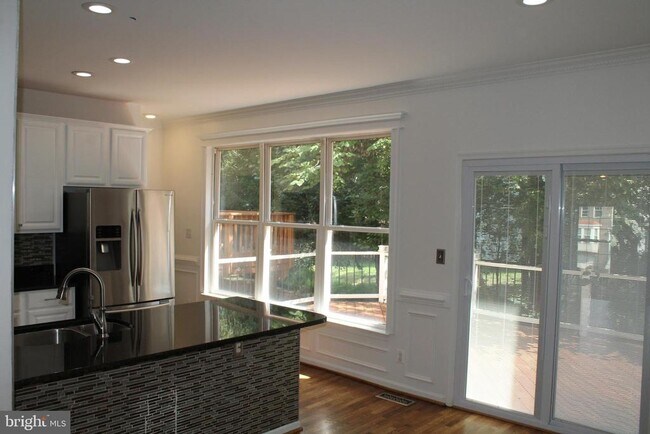 Building Photo - 2927 Mainstone Dr