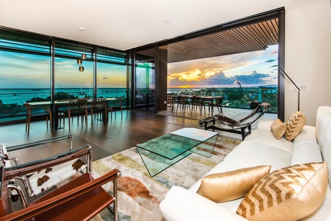 Primary Photo - Park Lane 2701 - Luxury Resort Living