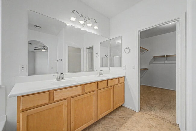 Building Photo - 6630 W Harwell Rd E