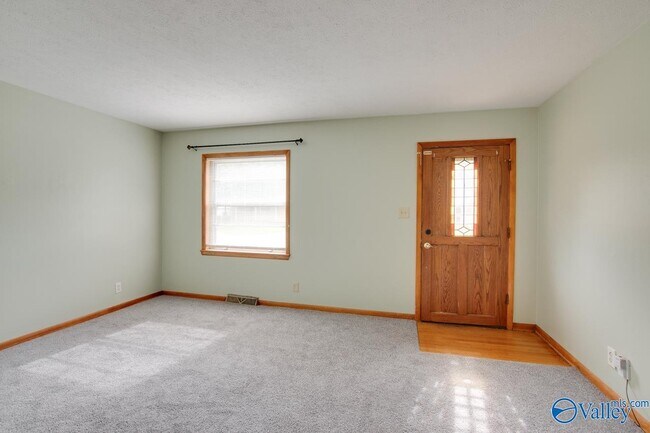 Building Photo - 3902 Mccalley Pl