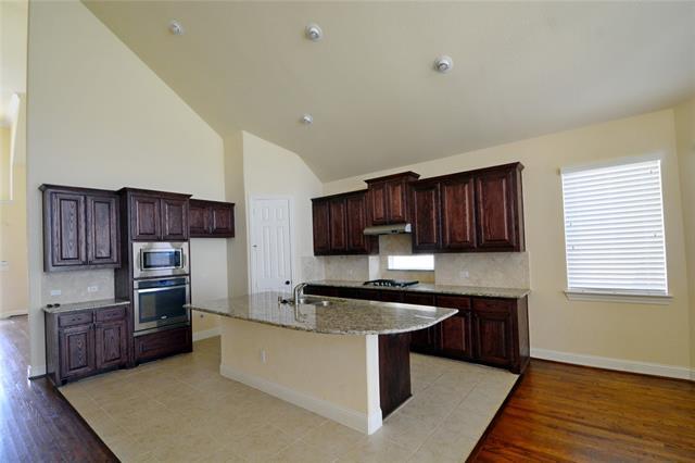 Building Photo - 1031 River Rock Way