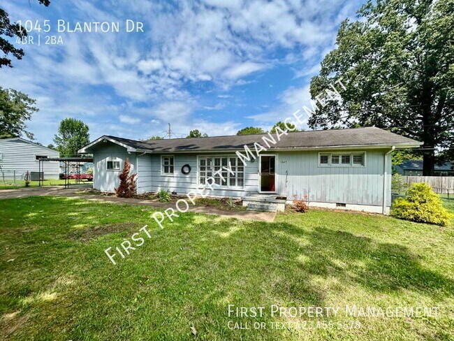 Building Photo - 1045 Blanton Dr