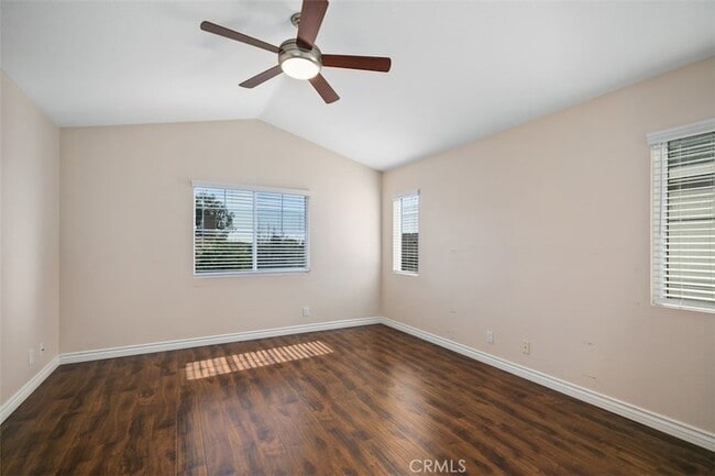 Building Photo - 9 Acorn Ridge