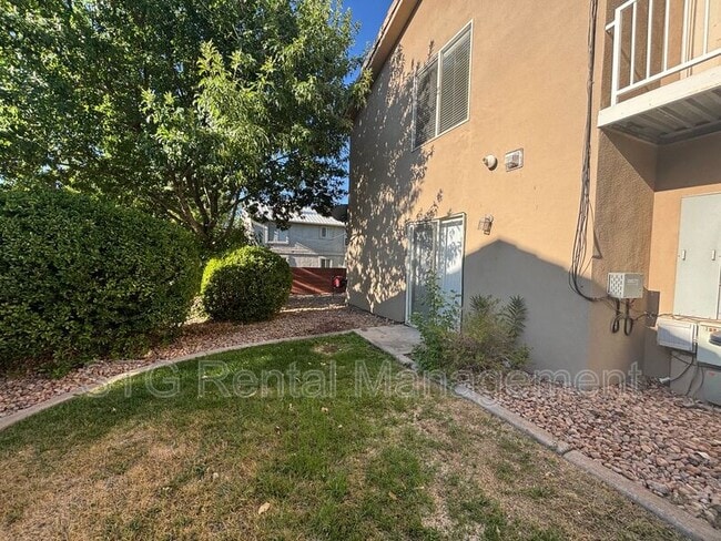 Building Photo - 2642 E 750 N